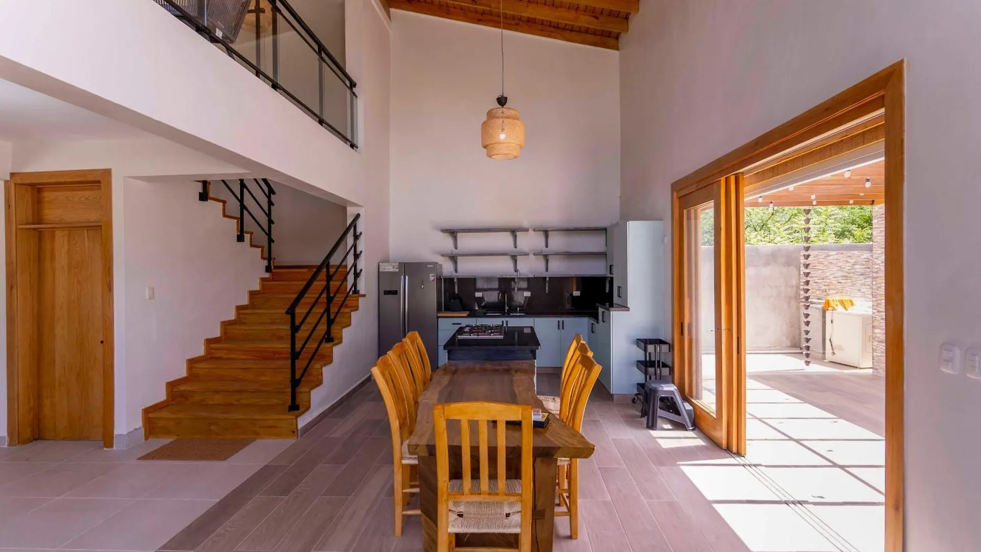 Luxury Beach Villa With Private Pool, Jacuzzi, Beach Club Access With Restaurant & Adventure Nearby Baní