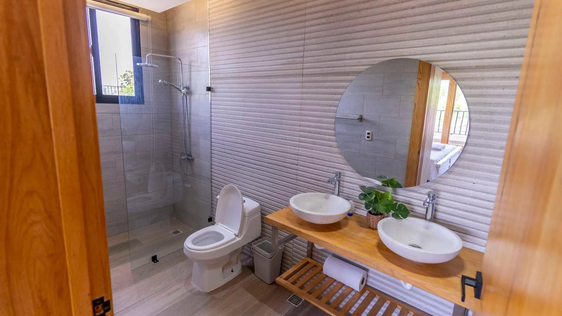 Luxury Beach Villa With Private Pool, Jacuzzi, Beach Club Access With Restaurant & Adventure Nearby Baní 0*,