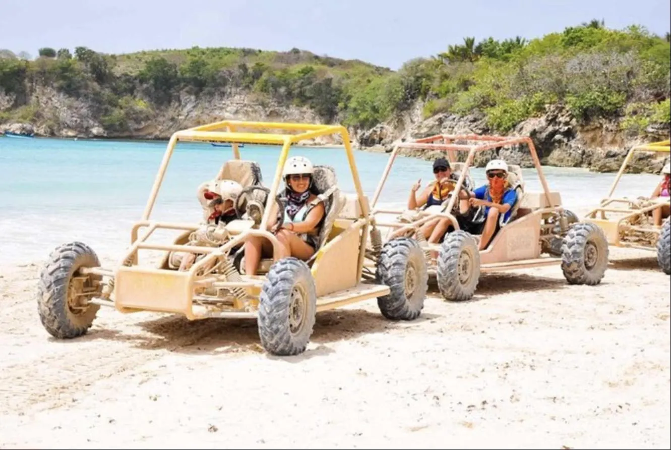 Luxury Beach Villa With Private Pool, Jacuzzi, Beach Club Access With Restaurant & Adventure Nearby Baní